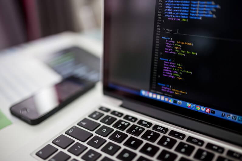 Stack Overflow: хорошие программисты не ограничиваются 8-часовым рабочим днём